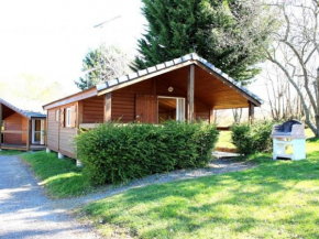 Charmant Chalet Familial avec Terrasse et Activités d'Été - Camping 2 Étoiles - FR-1-489-400
